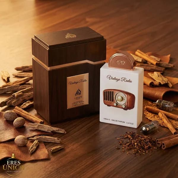 VINTAGE RADIO de Lattafa Pride - Perfume árabe Fougère / Oriental Amaderado